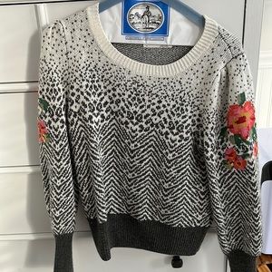 Anthropologie Karolina Sweater - Small